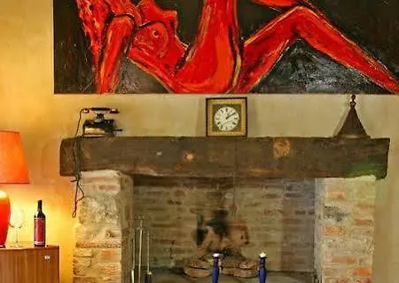 Relais Residenza D'arte * טוריטה די סיינה